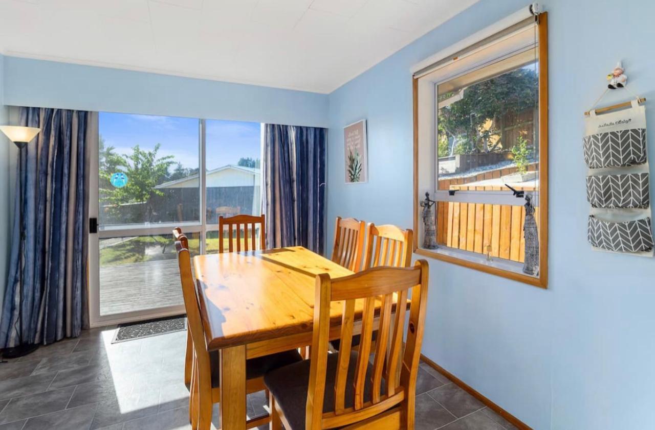 Spacious Utuhina Holiday House โรโตรัว ภายนอก รูปภาพ